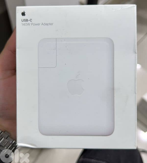 Apple 140w usb-c power adapter 2pin MLYU3 0