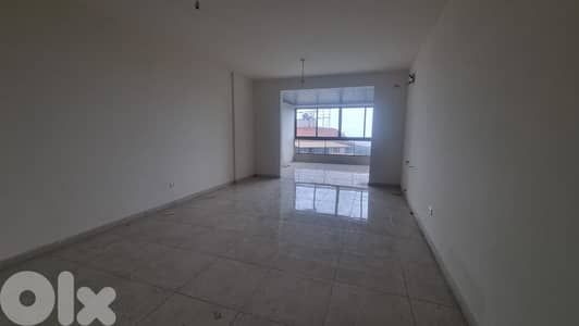 GMC136MAN - Apartment For Sale In Qornet El Hamra - شقة للبيع