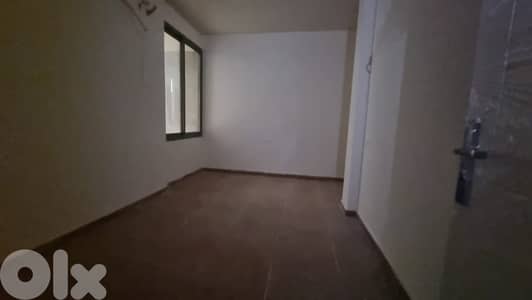 GMC136MAN - Apartment For Sale In Qornet El Hamra - شقة للبيع