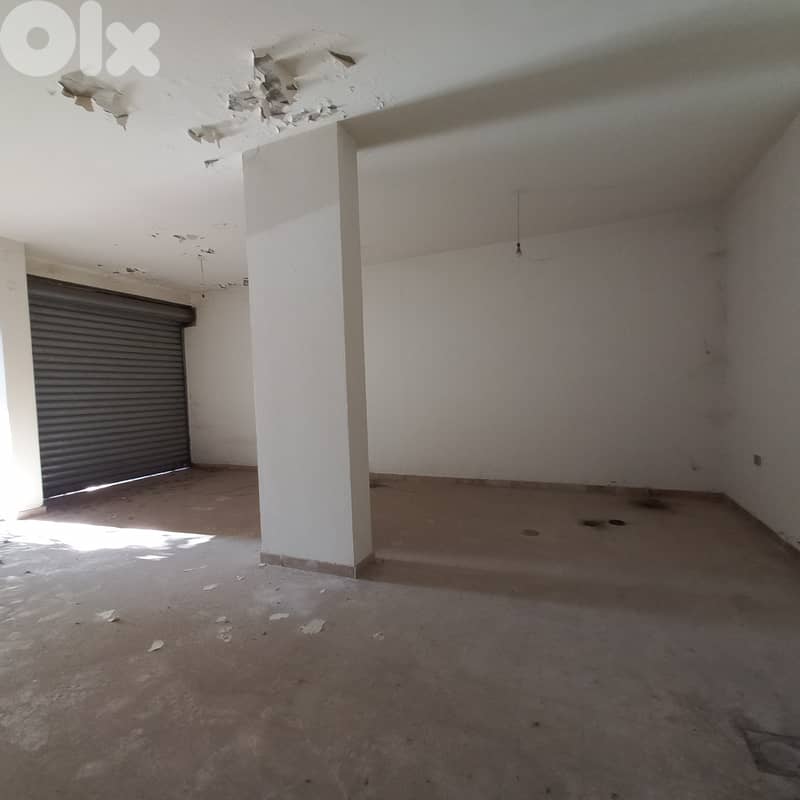 Shop of 60sqm  in Antelias For Sale 0