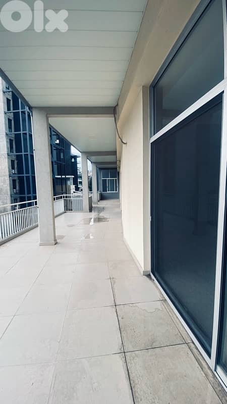 Sunny and large apart with terrace and parking achrafieh 0