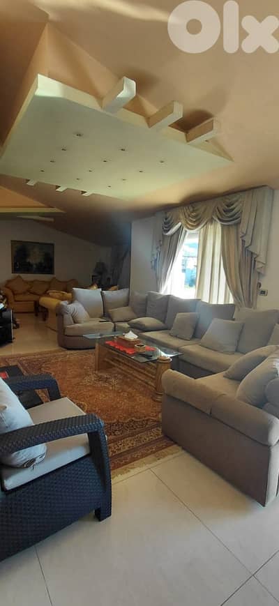 Apartment for sale in Souk Jbeil- شقة للبيع في سوق جبيل