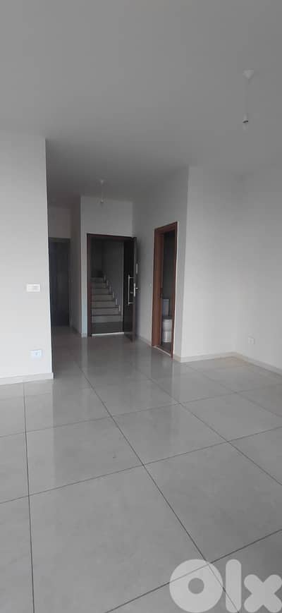 Apartment for sale in Blat -  شقة للبيع في بلاط