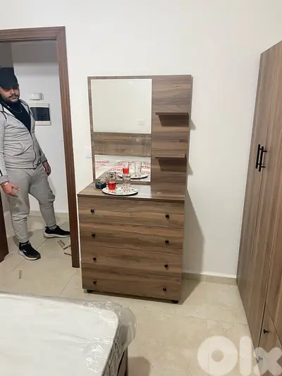 شفنيرة مع مراية جديدة من المعمل بافضل الاسعار