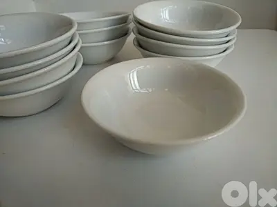 Set of 12 white porcelain cups - Not Negotiable