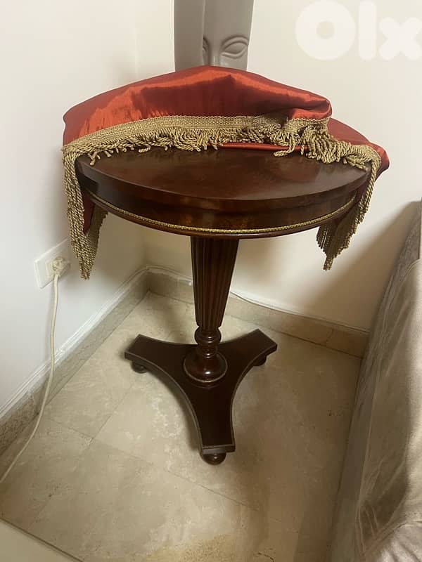 table corner 1