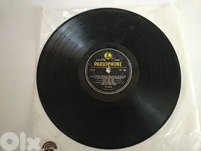 Vintage The Beatles – Help! Parlophone LP (1965) - Not Negotiable