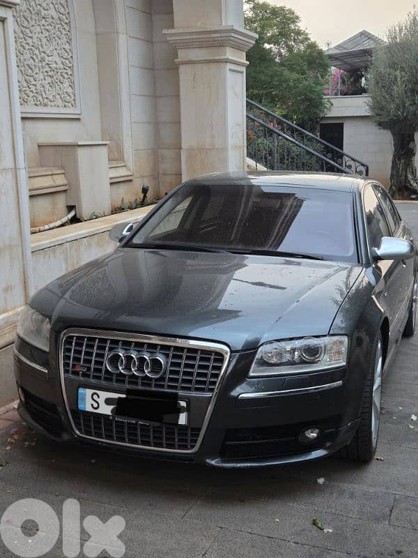 Audi S8 2008 0