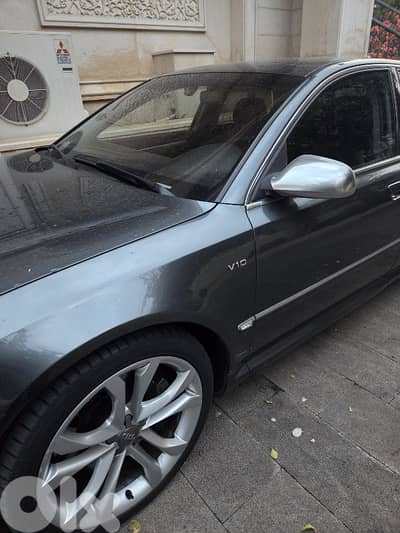 Audi S8 2008 Audi S8 2008