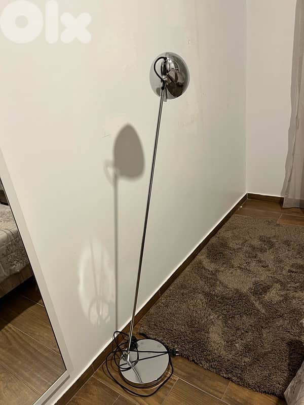 Lampadaire for Sale 1