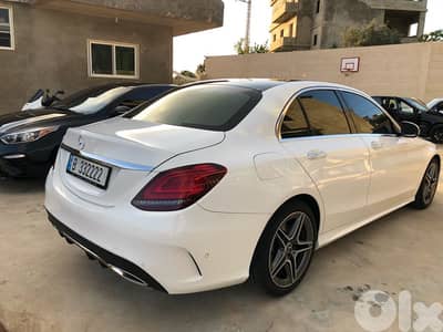Mercedes-Benz C200 2019 one owner