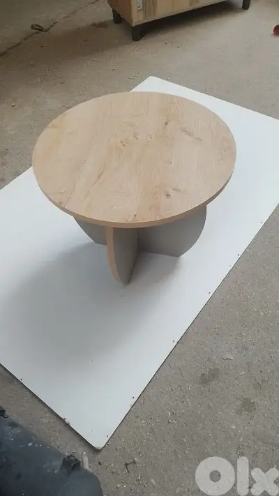 serves tables