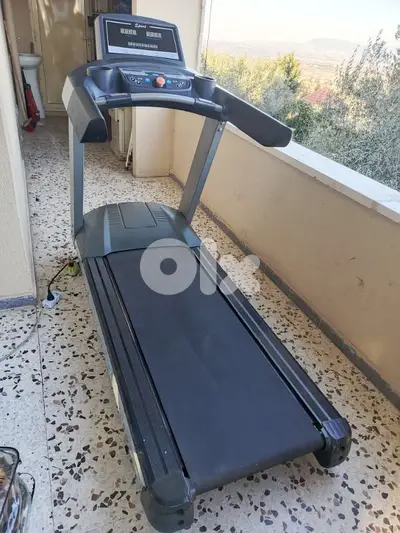 ماكينة جري للبيع بسعر مغري