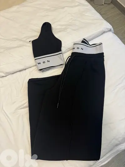 gym set sport bra with sweatpant new