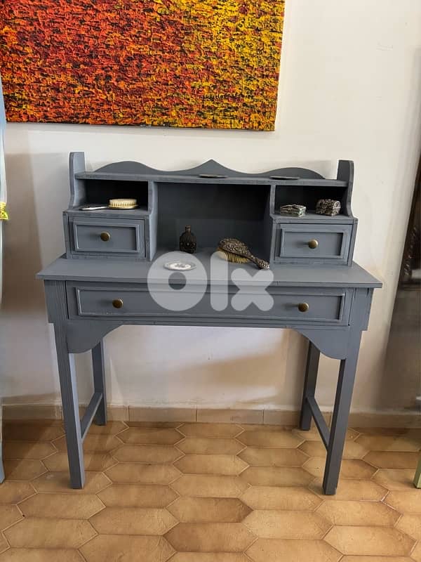 desk, makeup table 2