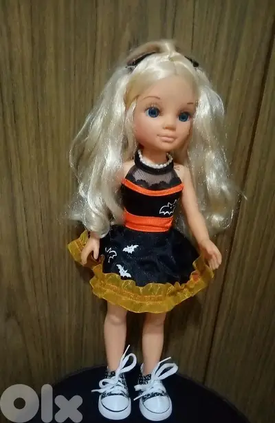 NANCY Big great doll from FAMOSA brand, 44Cm+own dress+her Converse=35