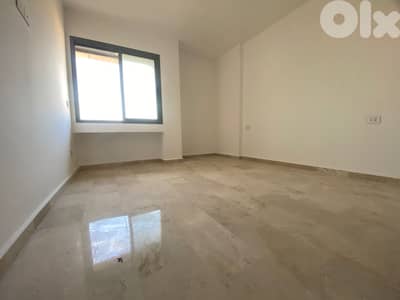 Apartment for Sale in Badaroشقة للبيع في بدارو