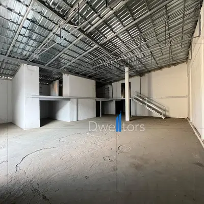 Hangar for rent in NAHR EL MOT - 1000 MT2 - 7.0 M Height