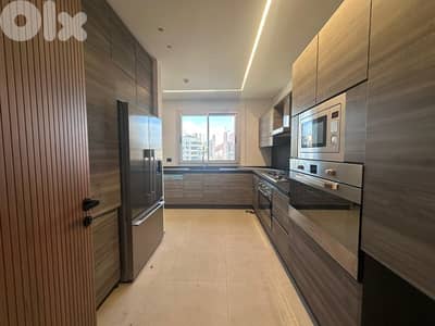 Luxury Sea View Apartment for Rent in Rawcheشقة للإيجار في الروشة
