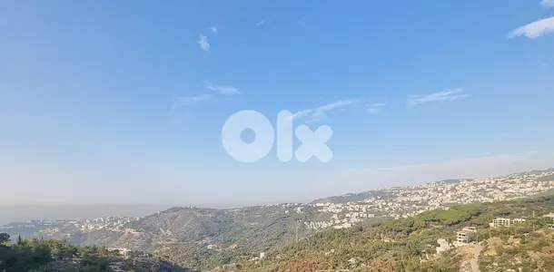 Apartment For Sale In Cornet El Hamra - شقة للبيع في قرنة الحمراء