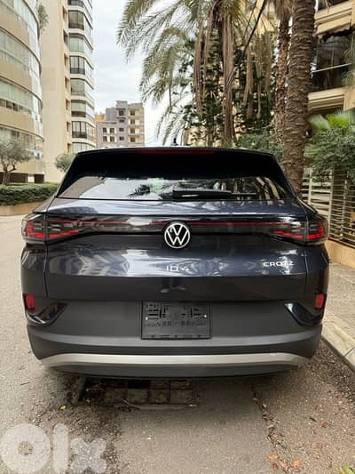 2024 Volkswagen ID. 4 PRO