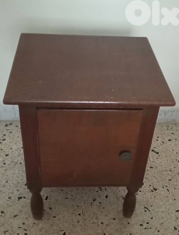 night stand 0