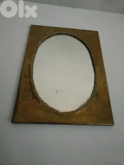 Vintage frame mirror + changer - Not Negotiable