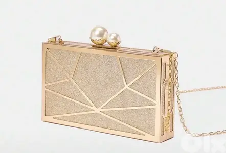Clutch gold