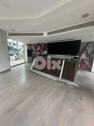 Spacious Restaurant For Rent In Verdun | Central Location