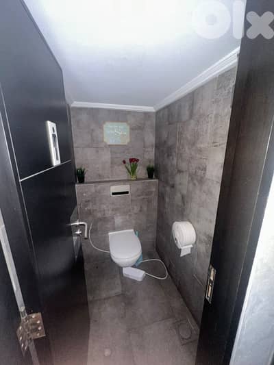 Spacious Restaurant For Rent In Verdun | Central Location