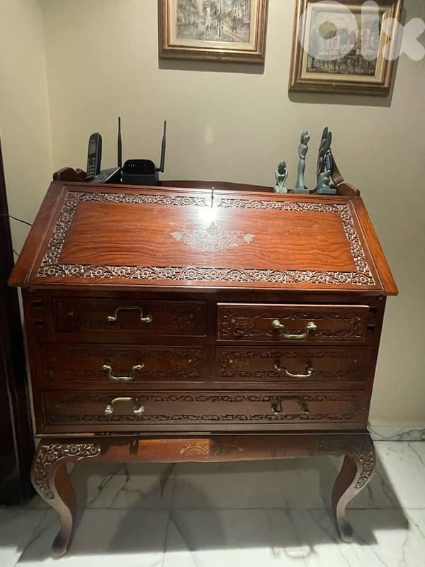 2 Minibar and secretaire antique mint condition 0