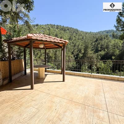 Apartment for sale in Baabdat شقة للبيع في بعبدات