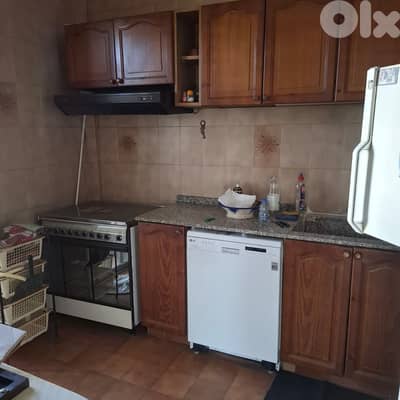 Apartment for rent in Ballouneh شقة للايجار في بلوني