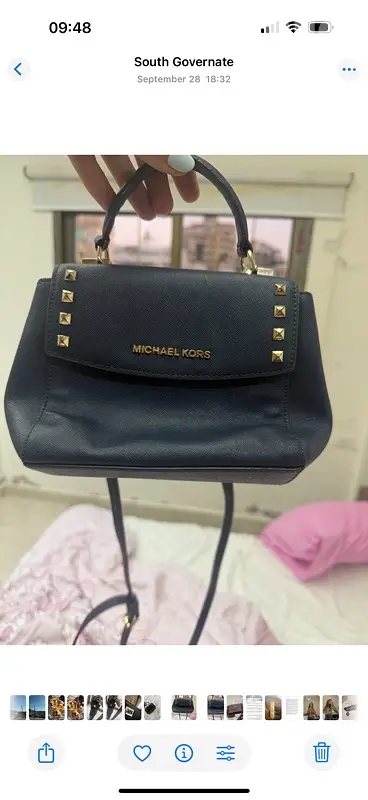 micheal korps like new bag