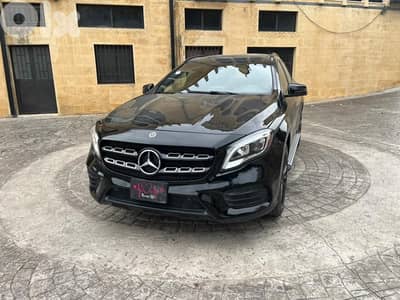 Mercedes-Benz GLA-Class 2020 4 Matic very clean California