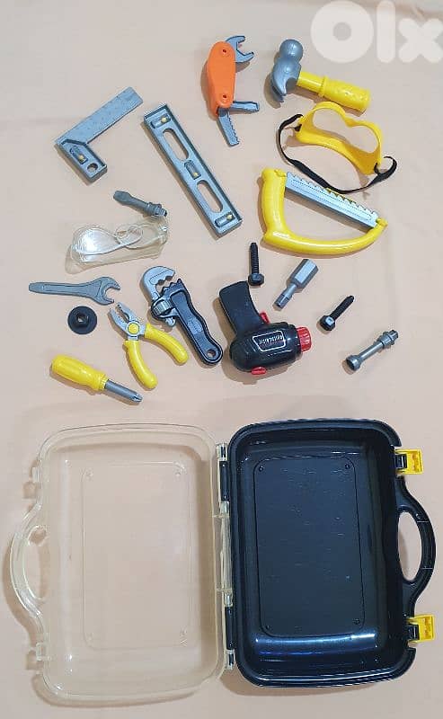 Baby Toys Tools set in very good condition,like new 7 $ byrt ashrafiye 6