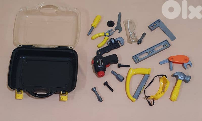 Baby Toys Tools set in very good condition,like new 7 $ byrt ashrafiye 8
