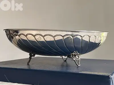Silver center table dish