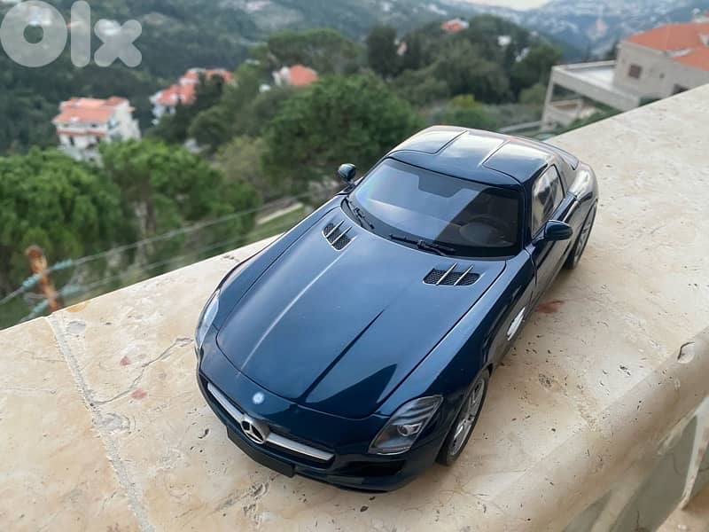 mercedes benz sls minichamps scale 1/18 diecast model car 2
