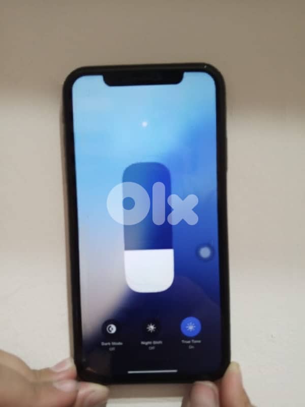 iPhone 11 3