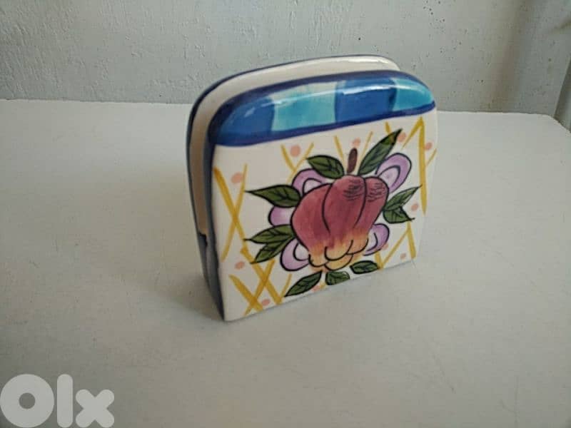 Napkins holder - Not Negotiable 0