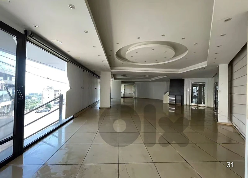 GMC203AJ - Showroom for rent in Mansourieh - معرض للإيجار في المنصورية