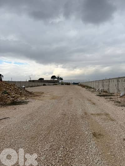 GMC107CS - Land for sale in Riyak - عقار للبيع في الرياق