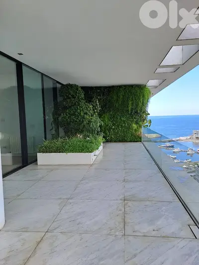 Apartment for sale in Downtown/Terrace/High end bldg/common pool & gym