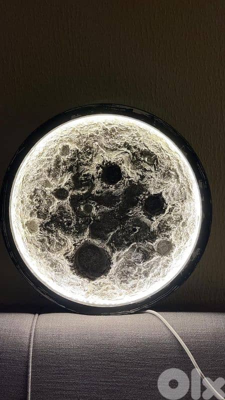 moon art 3