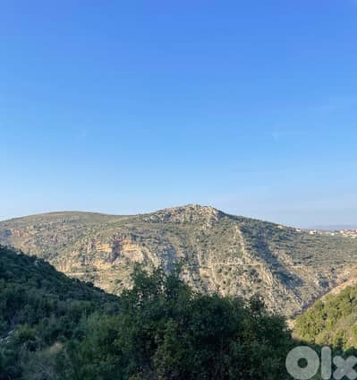 Land for sale in Jebla-Batroun أرض للبيع في جبلا البترون