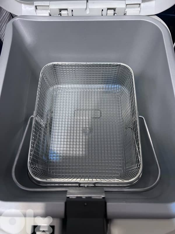 Keenwood deep fryer (Final Price) 1
