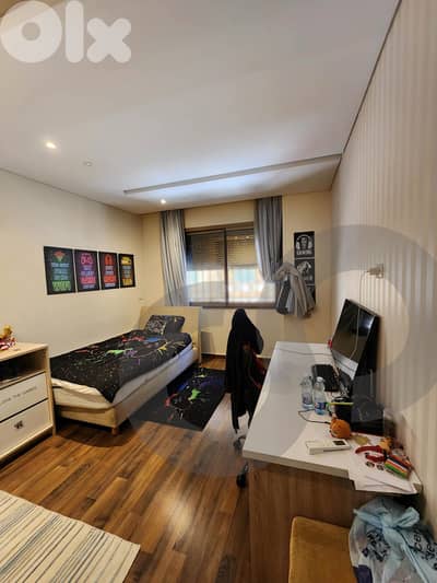 Prime location , Fully furnished , sea view- Jnah