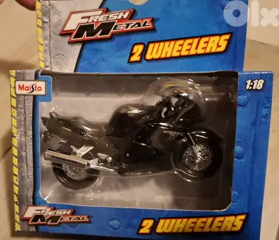 Maisto 1:18 Honda Blackbird