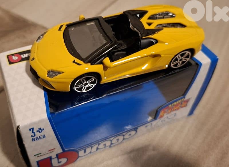 Bburago 1:43 scale  model cars 9